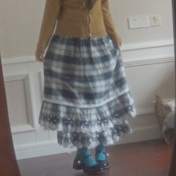 axes femme ginger fluffy collar sweater/sweet blue checkered skirt - 图片 4