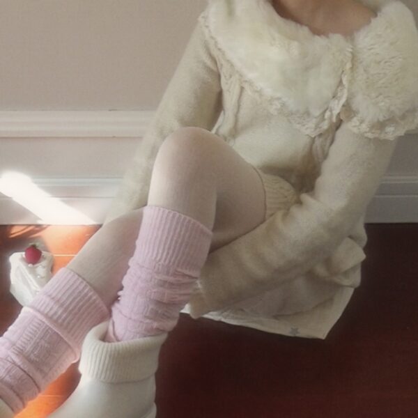 axes femme milky white long sweater with large fluffy collar - 图片 4